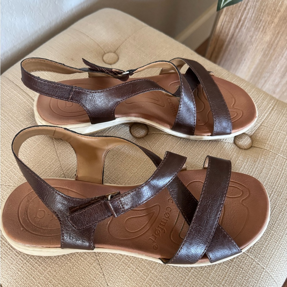 B.Ø.C. Brown Leather Sandals